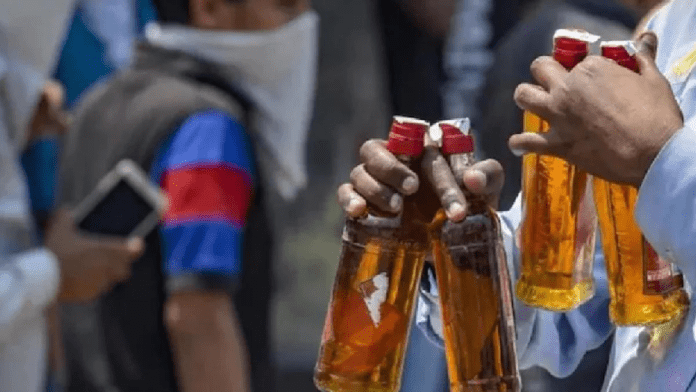 गिफ्ट सिटी में शराब की मंजूरी : कांग्रेस और AAP ने गुजरात सरकार के फैसले की आलोचना की