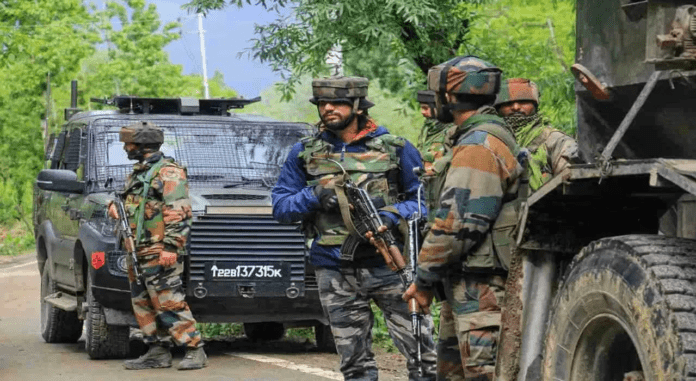 Encounter in Kishtwar, Jammu and Kashmir, security forces deployed para commandos to surround the terrorists