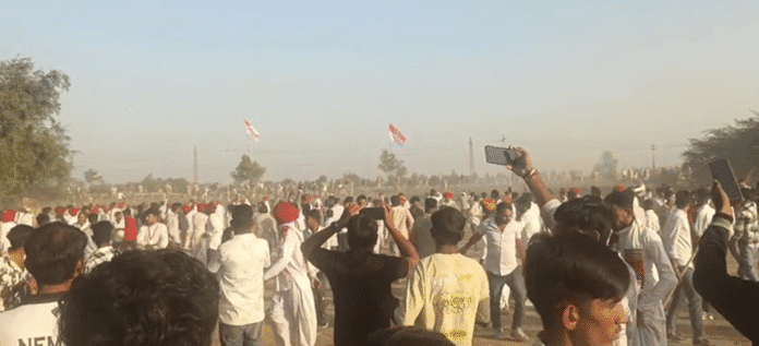 पाली के बालराई क्षेत्र में प्रदर्शन के दौरान पुलिस लाठीचार्ज पाली के बालराई क्षेत्र में प्रदर्शन के दौरान पुलिस लाठीचार्ज