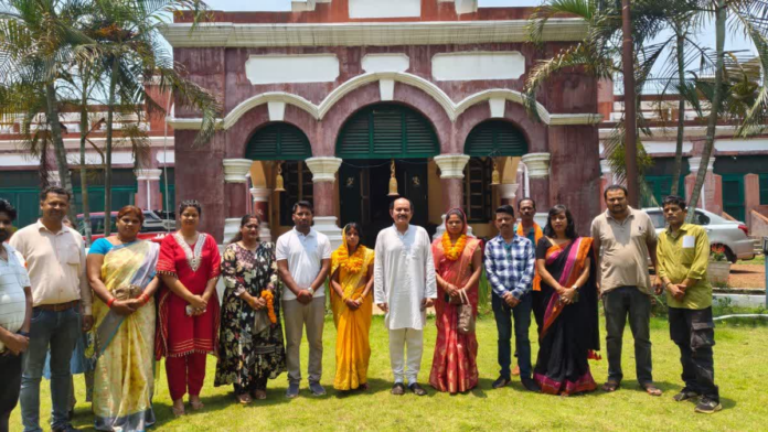 जशपुर नगर पालिका उपचुनाव में भाजपा प्रत्याशियों की जीत जशपुर नगर पालिका उपचुनाव में भाजपा प्रत्याशियों की जीत