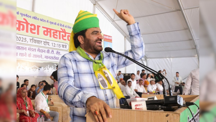 नागौर सांसद हनुमान बेनीवाल का सरकारी स्कूल विवाद पर बयान