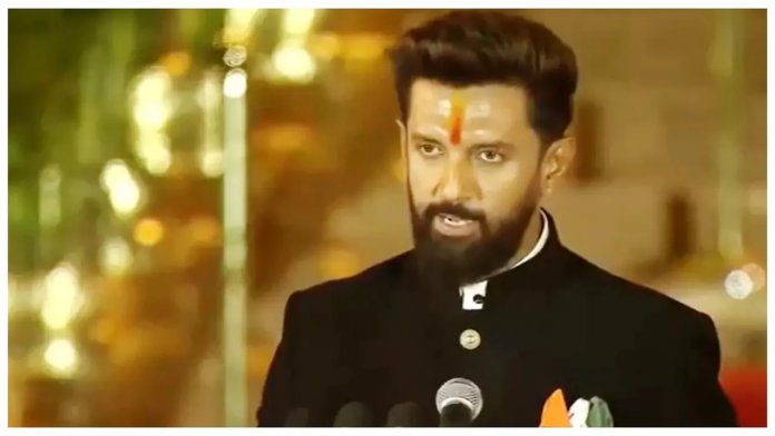 चिराग पासवान ने बिहार में बढ़ती आपराधिक घटनाओं और कानून-व्यवस्था को लेकर सरकार पर सवाल उठाए चिराग पासवान ने बिहार में बढ़ती आपराधिक घटनाओं और कानून-व्यवस्था को लेकर सरकार पर सवाल उठाए